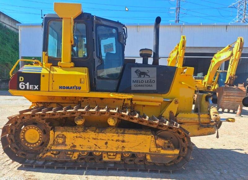 Komatsu TRATOR DE ESTEIRA D61EX