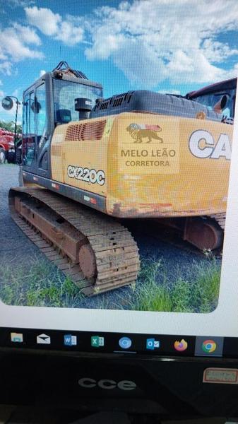 CASE ESCAVADEIRA  CX220C