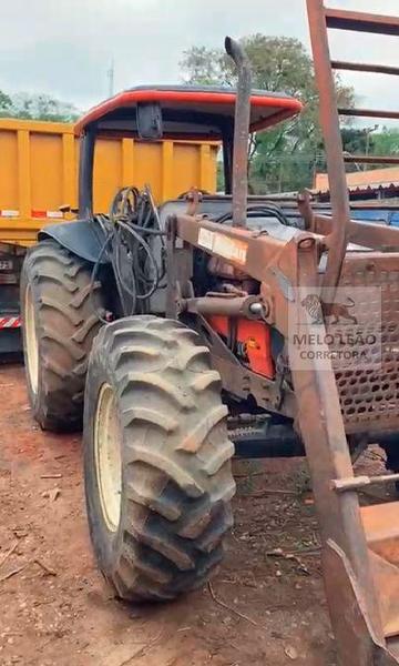 VALTRA TRATOR 800