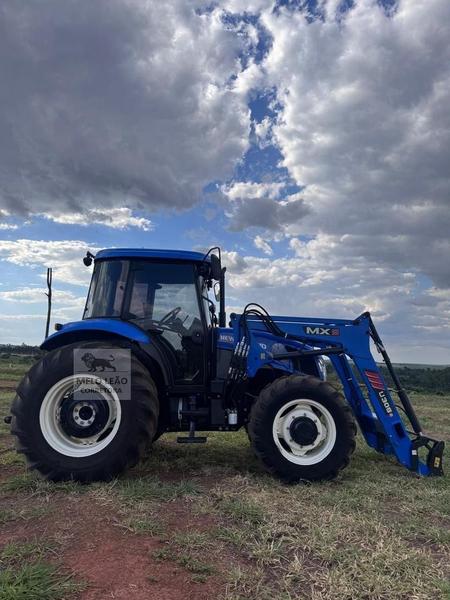 NEW HOLLAND TRATOR AGR�COLA MXU-308