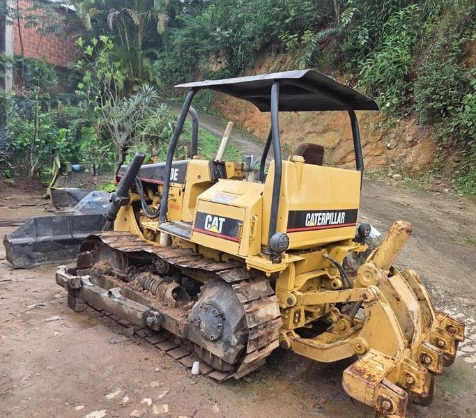 CATERPILLAR TRATOR DE ESTEIRA D4E