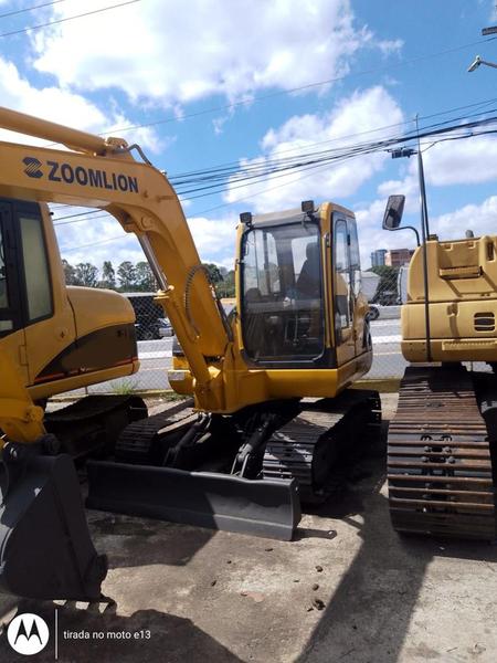 ZOOMLION MINI ESCAVADEIRA ZE60E
