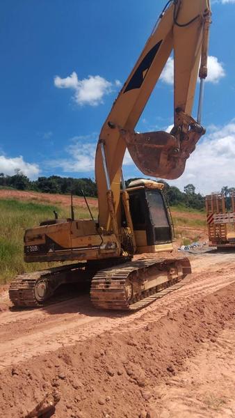 CATERPILLAR ESCAVADEIRA 320B