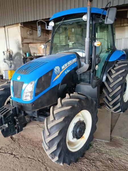 NEW HOLLAND TRATOR AGR�COLA TL 5.80 4x4
