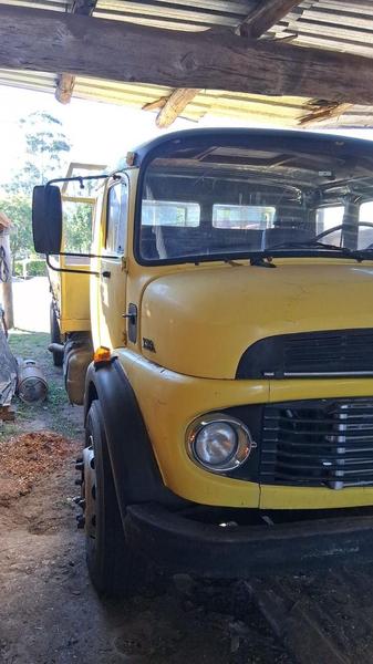 MERCEDES-BENZ L 1519