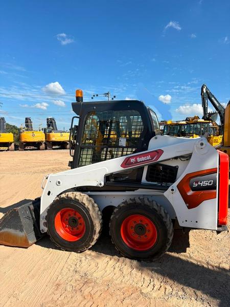 BOB CAT MINI CARREGADEIRA S450