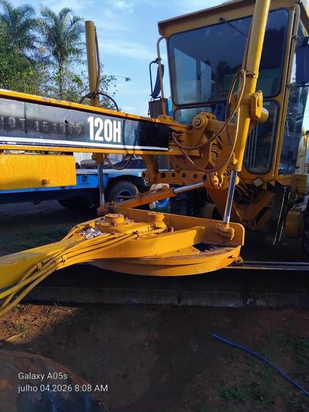 CATERPILLAR MOTONIVELADORA PATROL 120H