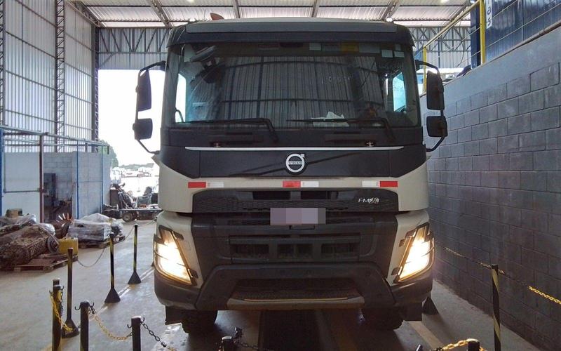 VOLVO FM 500 8X4R