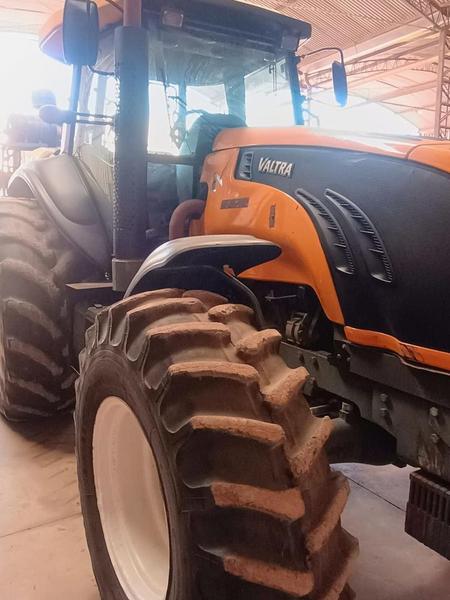 VALTRA BT 210