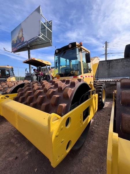 BOMAG ROLO COMPACTADOR BW212
