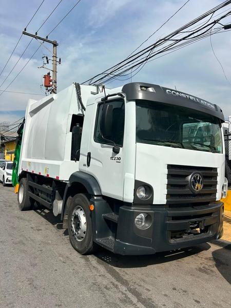 VOLKSWAGEN 17-230 E CONSTELLATION 2P DIESEL E5