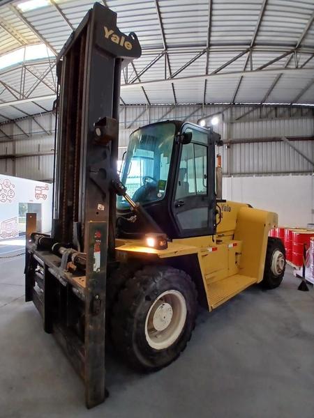 YALE EMPILHADEIRA GDP360VX