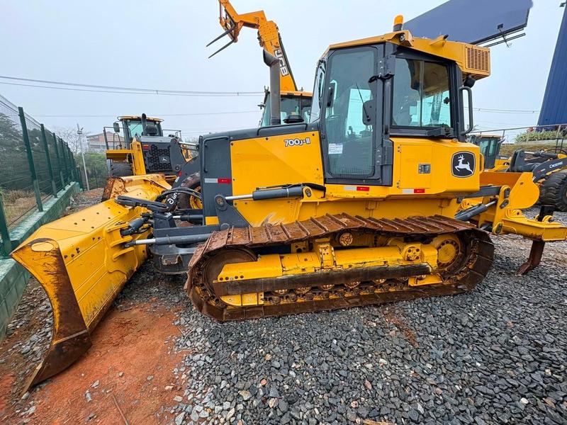 JOHN DEERE TRATO ESTEIRA 700J