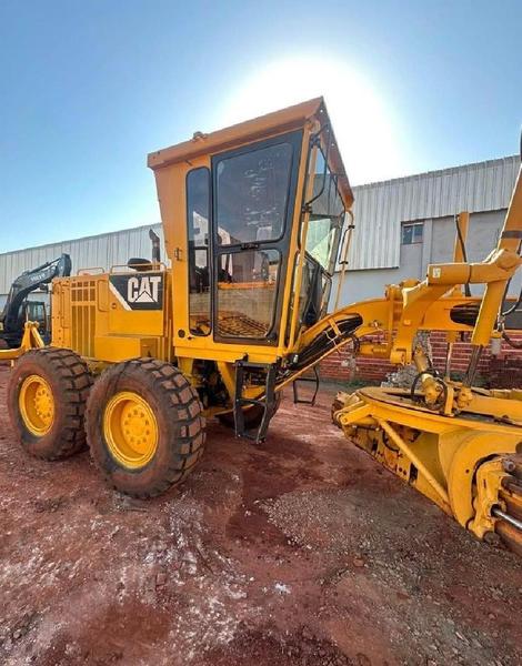 CATERPILLAR MOTONIVELADORA 120K
