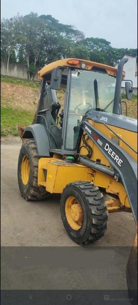 JOHN DEERE RETROESCAVADEIRA 310L