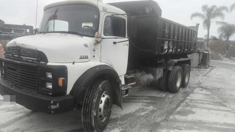 MERCEDES-BENZ L-2219 6X2 3E 2P