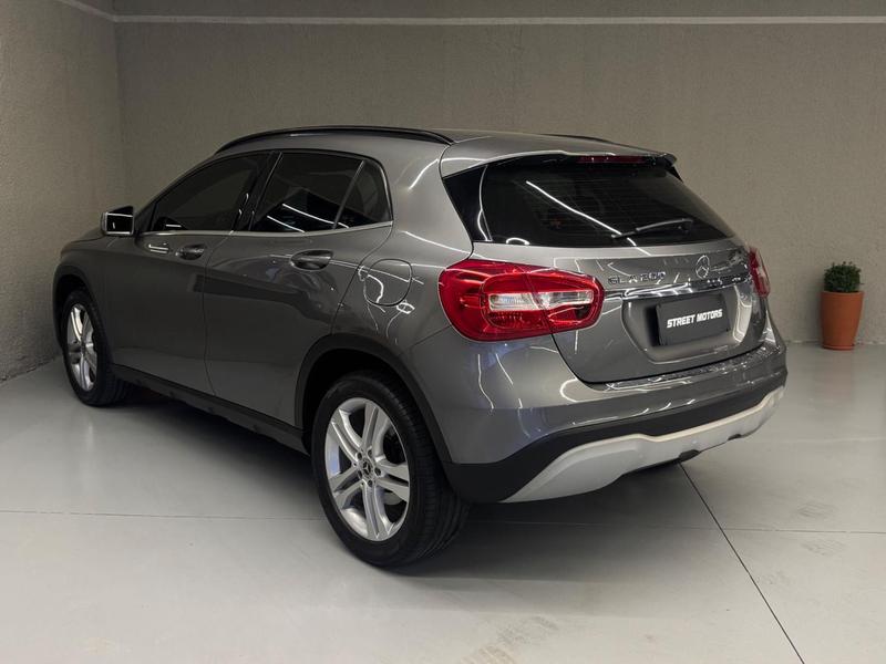 Mercedes-Benz Classe GLA Style 1.6 Tb 16V Flex Aut. - foto 6