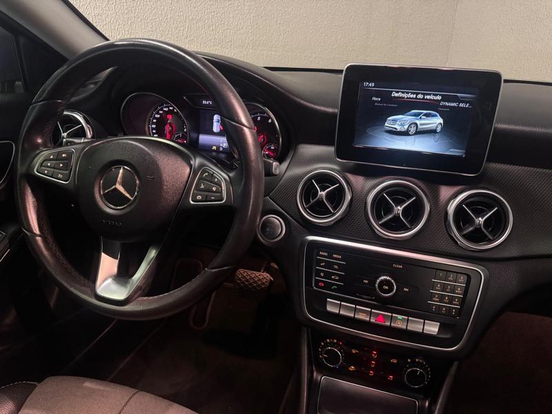 Mercedes-Benz Classe GLA Style 1.6 Tb 16V Flex Aut. - foto 8