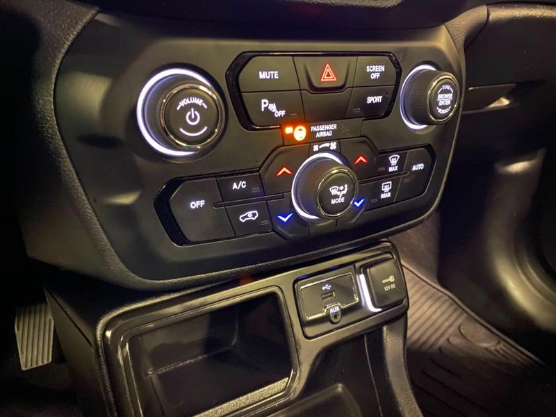 Jeep Renegade Longitude 1.8 Flex Automático - foto 9
