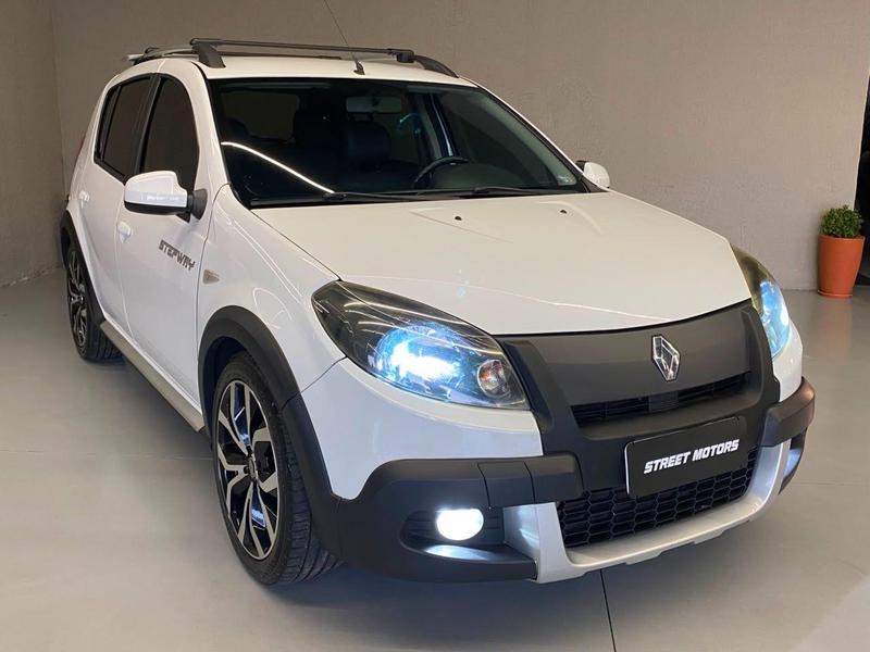 Renault Sandero Stepway 1.6 8V Hi Flex 4P - foto 3