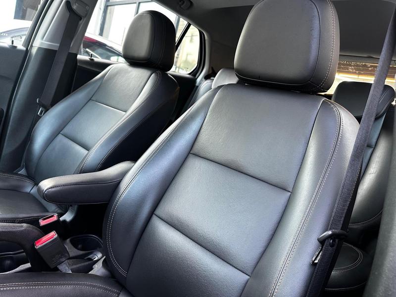 Chevrolet Tracker Chev Tracker Midnight 2019 Londrina Parana - foto 13