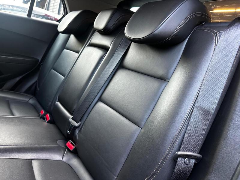 Chevrolet Tracker Chev Tracker Midnight 2019 Londrina Parana - foto 16