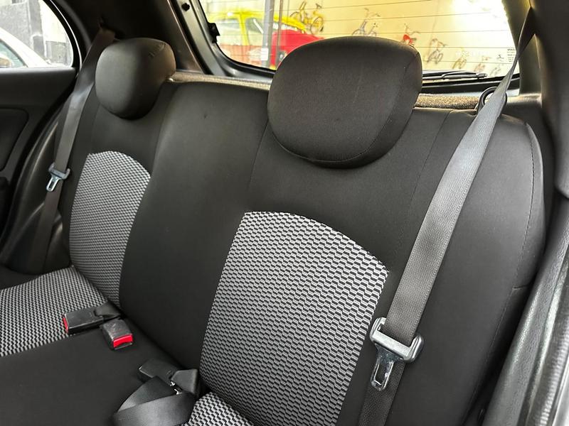 Nissan March Sv 1.6 16V Flexstart 5P Mec. - foto 12