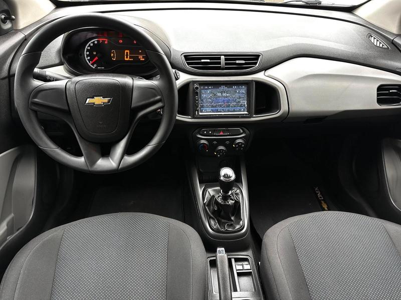 Chevrolet Onix Hatch LT 1.0 8V Flexpower 5P Mec. - foto 4