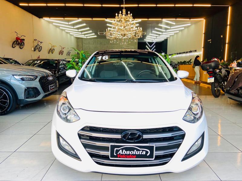 Hyundai i30 1.8 - foto 2