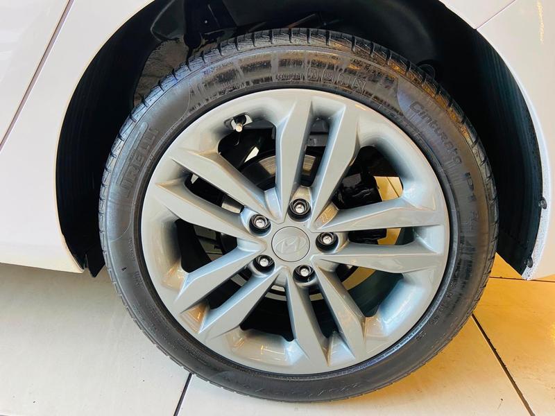 Hyundai i30 1.8 - foto 9