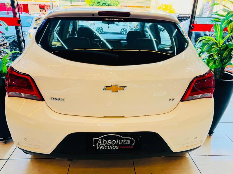 Chevrolet Onix 14at LT - foto 3