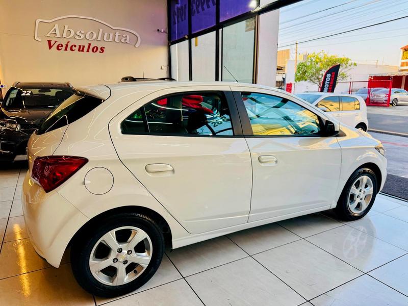 Chevrolet Onix 14at LT - foto 7