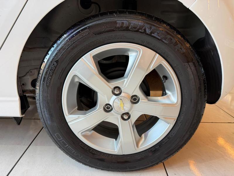 Chevrolet Onix 14at LT - foto 9