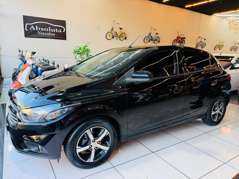 Chevrolet Onix 14mt LTZ - foto 6