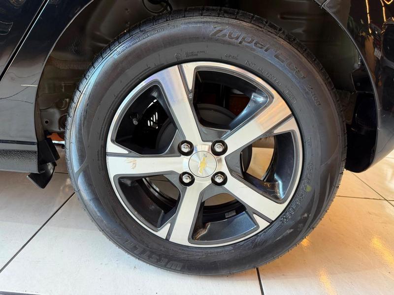 Chevrolet Onix 14mt LTZ - foto 9