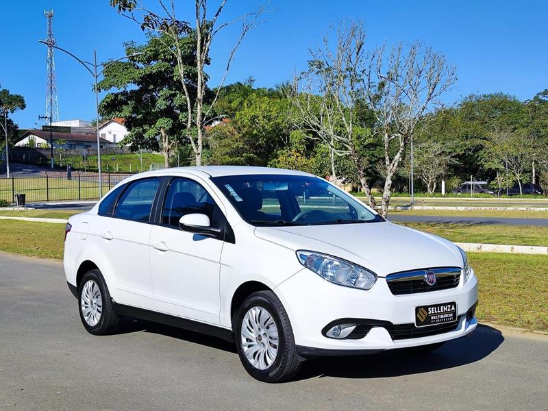 FIAT GRAND SIENA 1.4 MPI ATTRACTIVE 8V FLEX 4P MANUAL