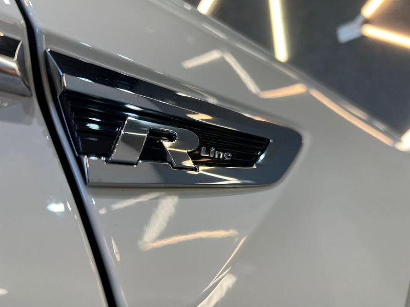 Volkswagen Tiguan Allspac Rline 350 TSI 2.0 4X4 - foto 11