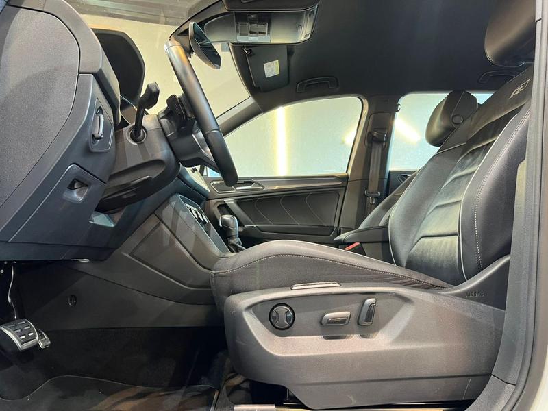 Volkswagen Tiguan Allspac Rline 350 TSI 2.0 4X4 - foto 14