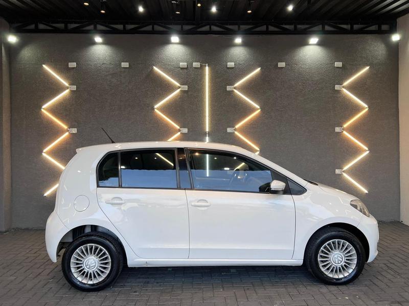Volkswagen Up! Move 1.0 TSI Total Flex 12V 5P - foto 4