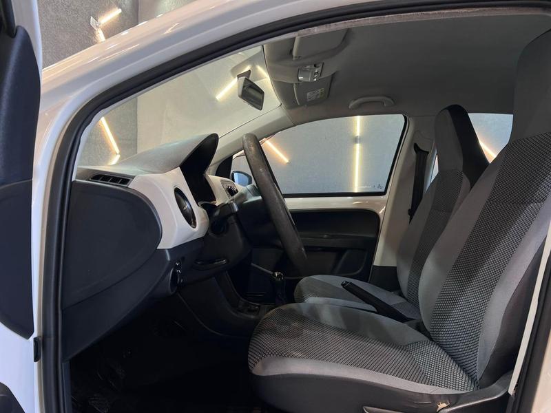 Volkswagen Up! Move 1.0 TSI Total Flex 12V 5P - foto 15