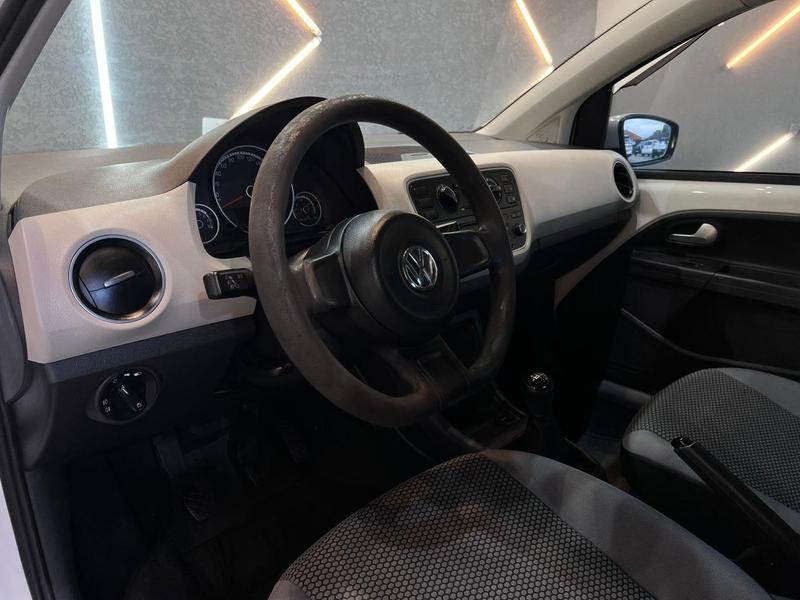 Volkswagen Up! Move 1.0 TSI Total Flex 12V 5P - foto 12