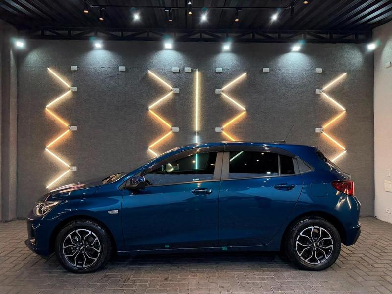 Chevrolet Onix 10mt - foto 8