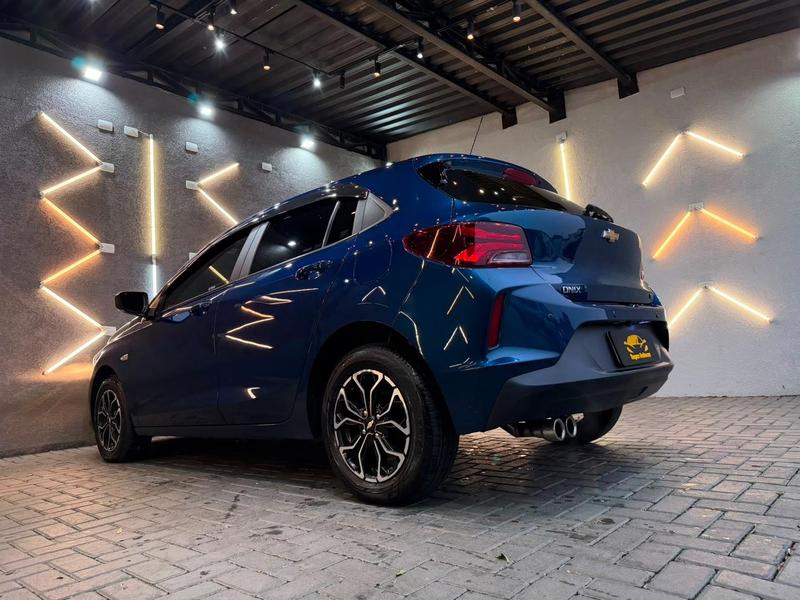 Chevrolet Onix 10mt - foto 7