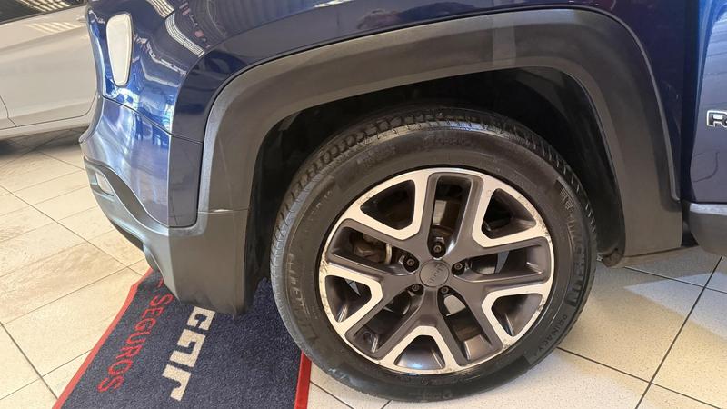 Jeep Renegade 1.8 16V Flex Longitude 4P Automático - foto 8