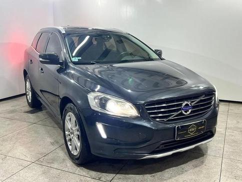 VOLVO XC60 2.0 T5 MOM
