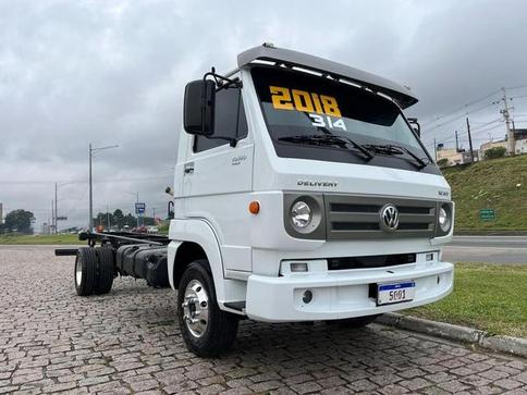 VOLKSWAGEN 10.160 DRC 4X2