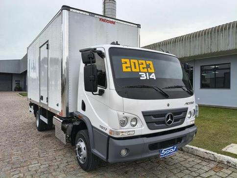 MERCEDES-BENZ ACCELO 1017 CE