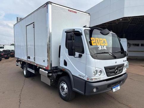 MERCEDES-BENZ ACCELO 1017 CE