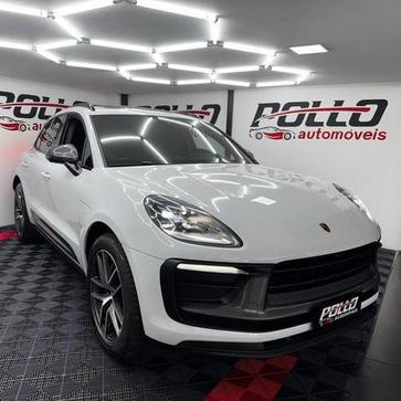 PORSCHE MACAN T