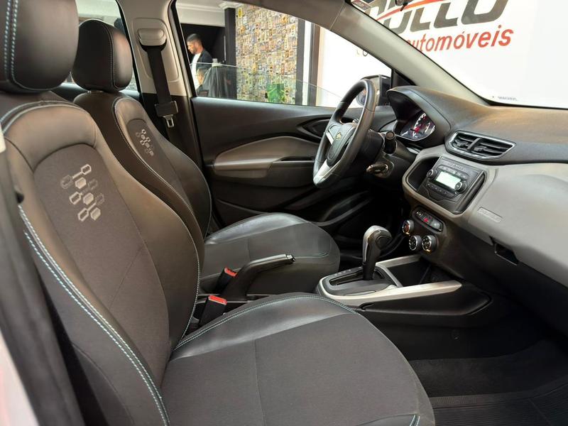 Chevrolet Prisma Sed. LT 1.4 8V Flexpower 4P Aut. - foto 13